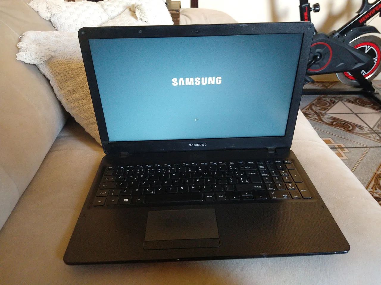 Notebook Samsung NP300E5M - Foto 4