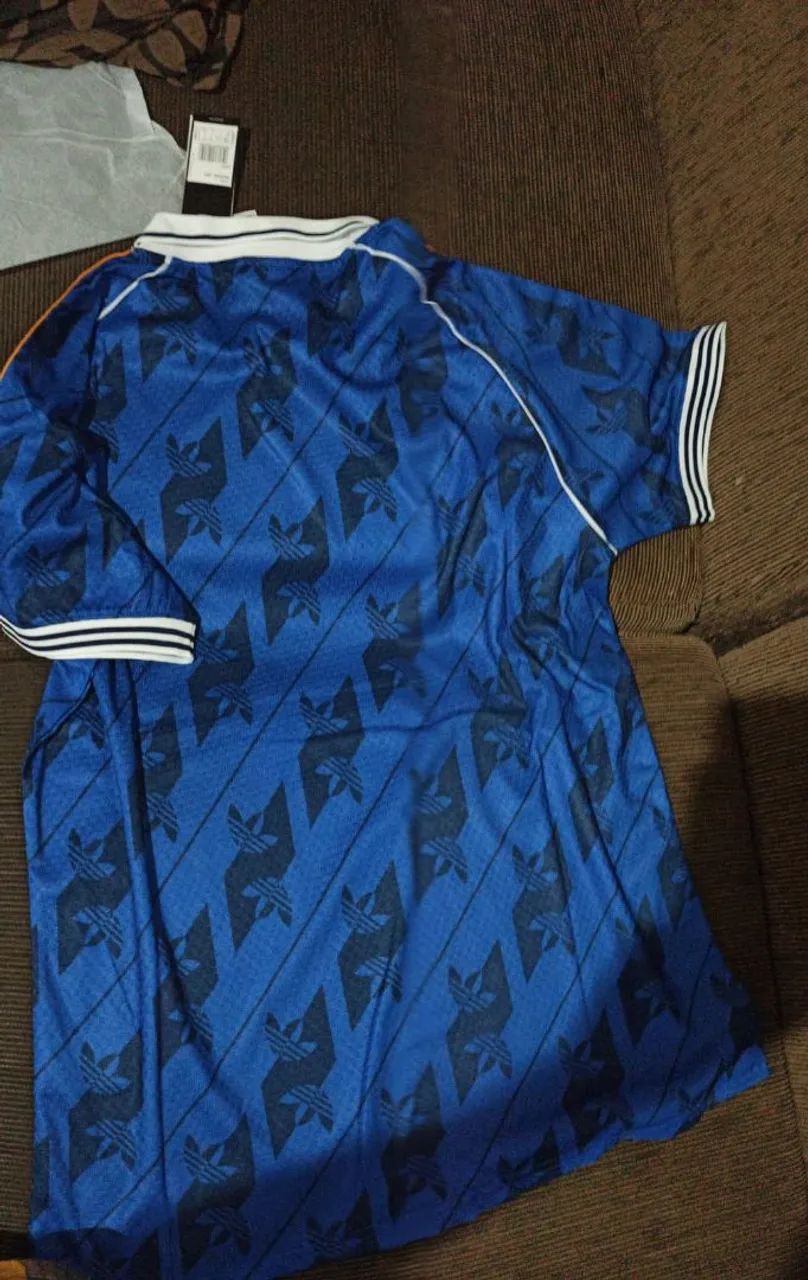 Camisa real Madrid retrô  - Foto 2