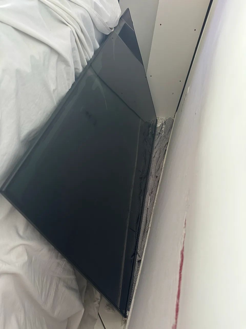 TV TCL 65 polegadas para retirada de peças.