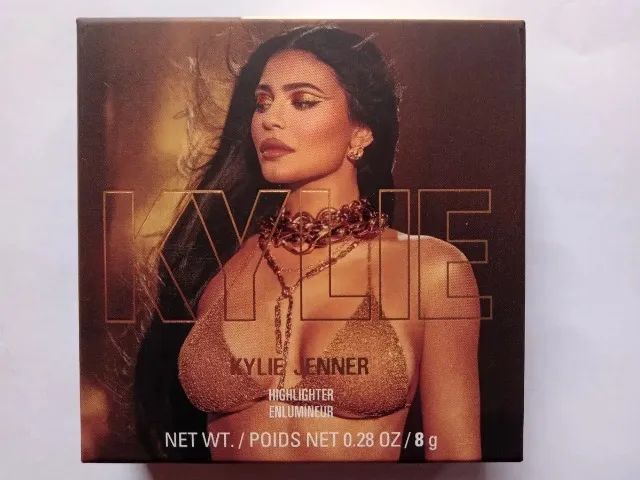 Iluminador Kylie Jenner Gold Highlighter 24k Birthday - Foto 2