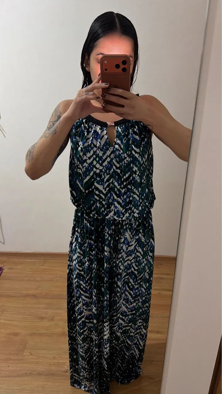 Vestido Calvin Klein 