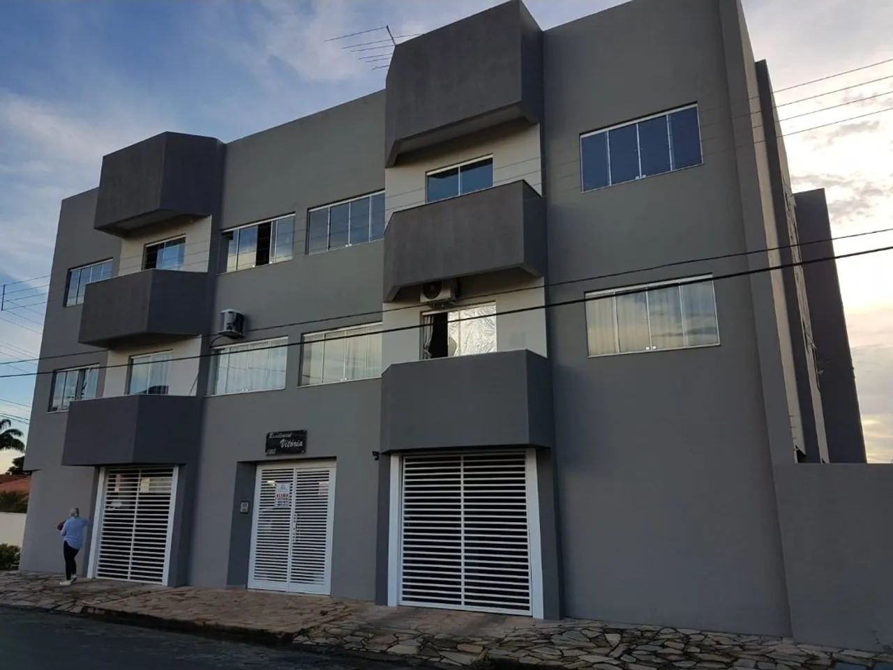 Alugo apto 2 quartos Paracatu