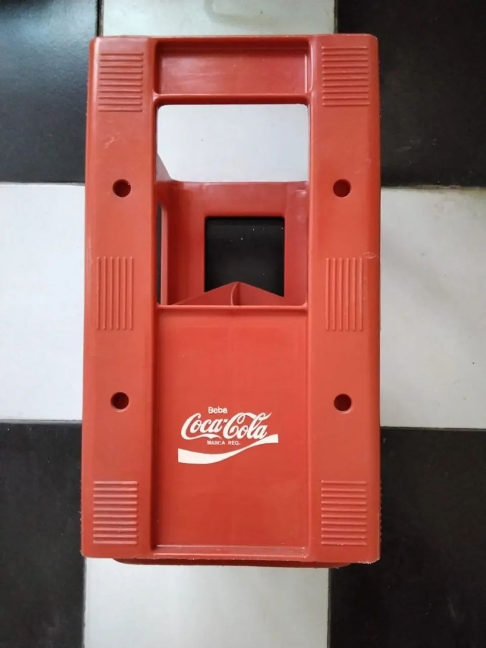 Engradado antigo coca cola perfeito para 6 garrafas  - Foto 3