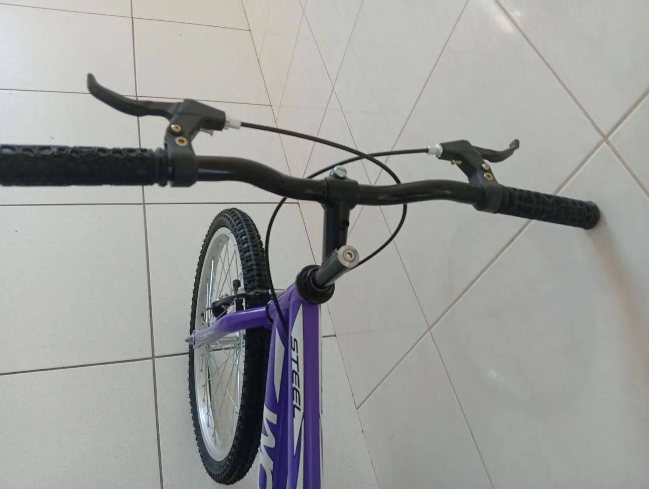 Bicicleta woltz aro 20 lilás  - Foto 4