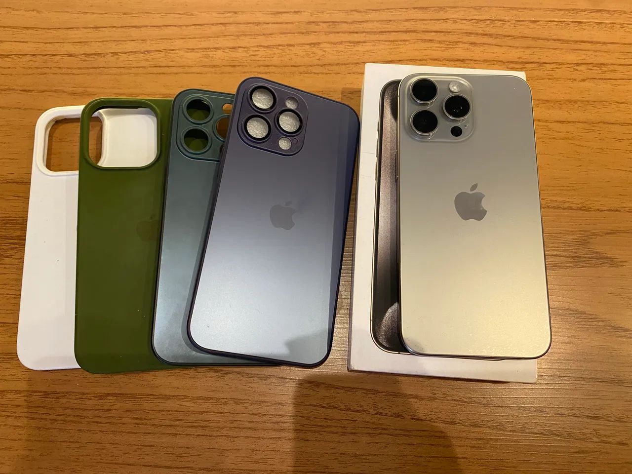 Barbada iPhone 15 pro Max 256GB - Foto 2