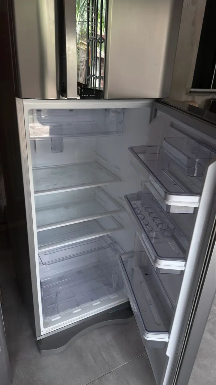 Geladeira Eletrolux 402L Inox - Foto 3