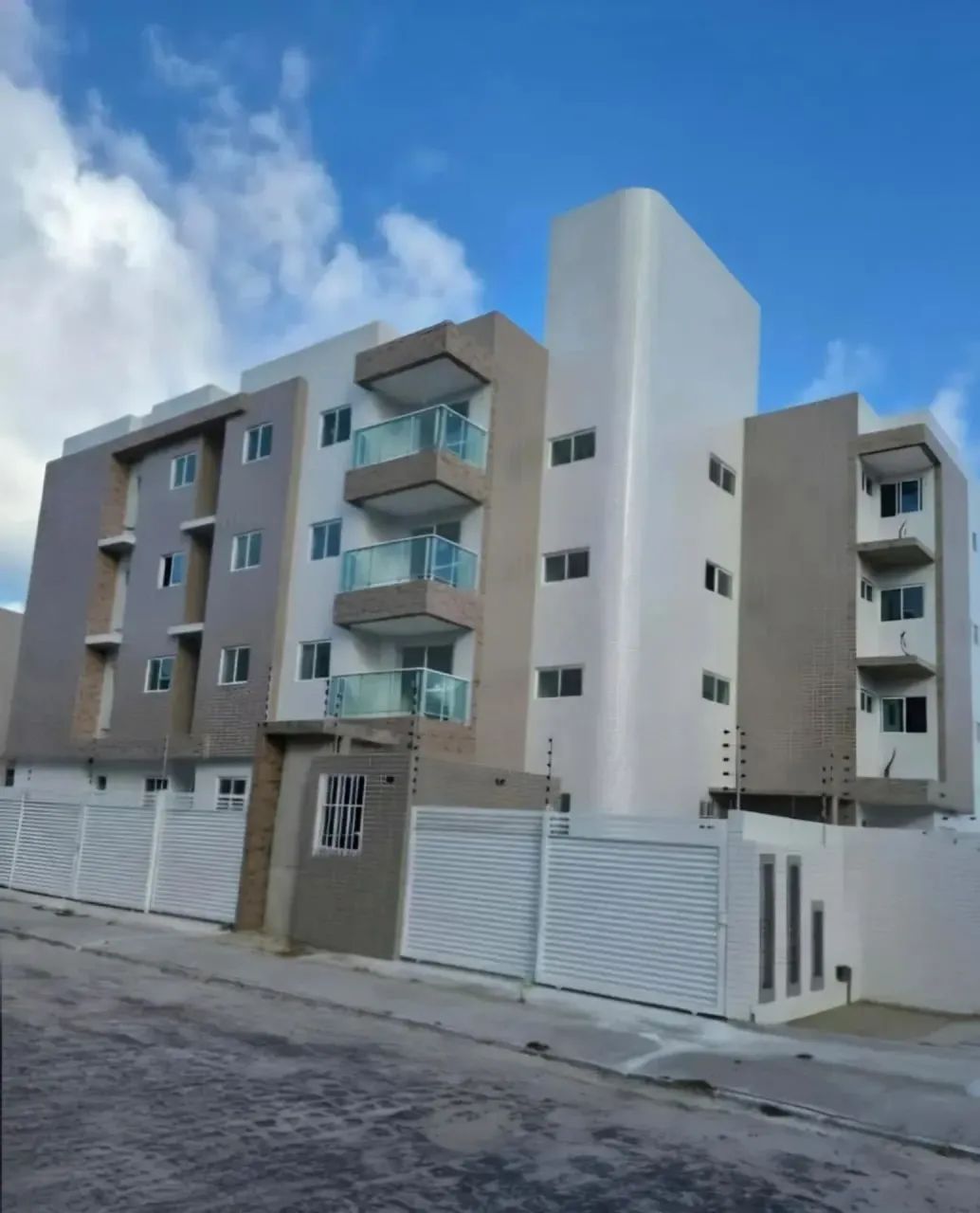 Apartamentos com 3 Quartos Excelente Acabamento