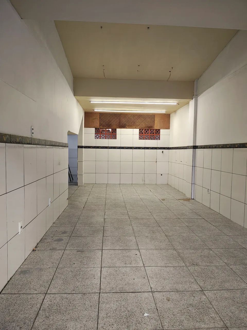 Alugo loja na praça do Itamaraty. - Foto 3