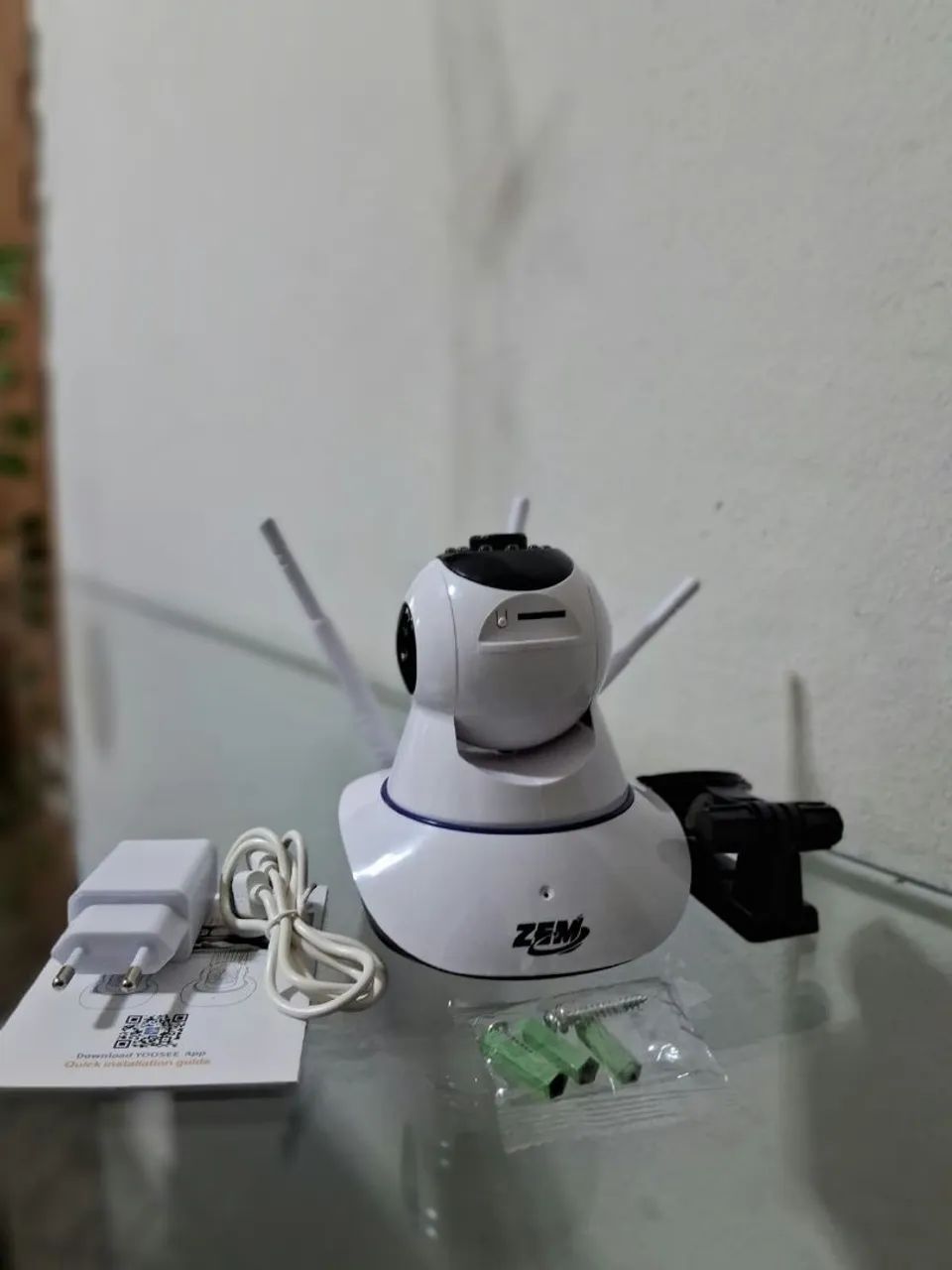 Câmera Wi-Fi e áudio 