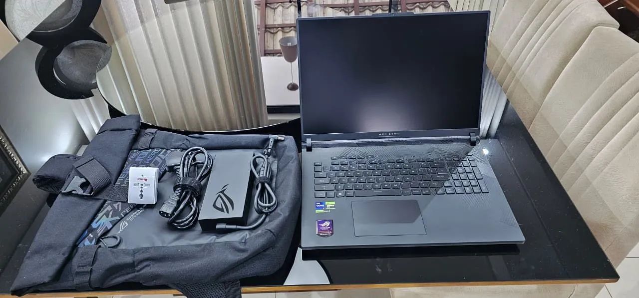 Notebook ASUS ROG STRIX SCAR 18 - Foto 4