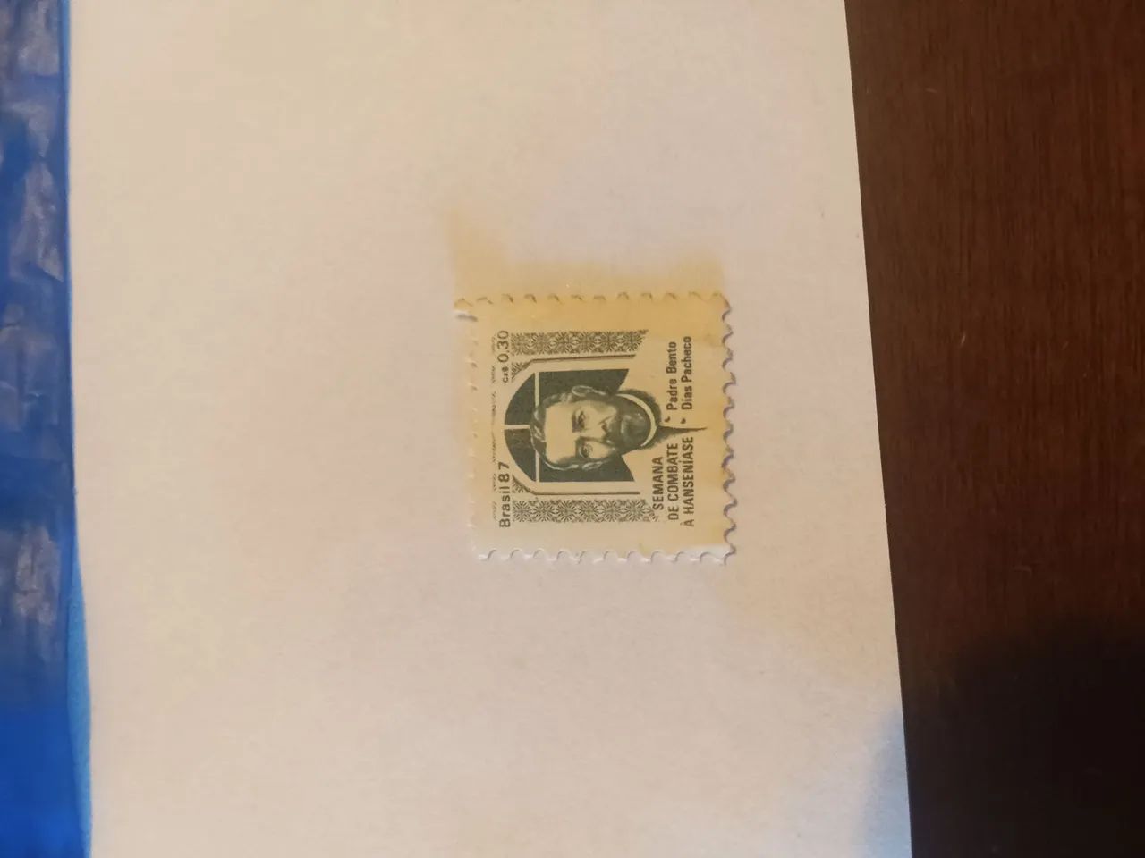 Selo postal antigo com o tema semana de combate a hanseníase  - Foto 2