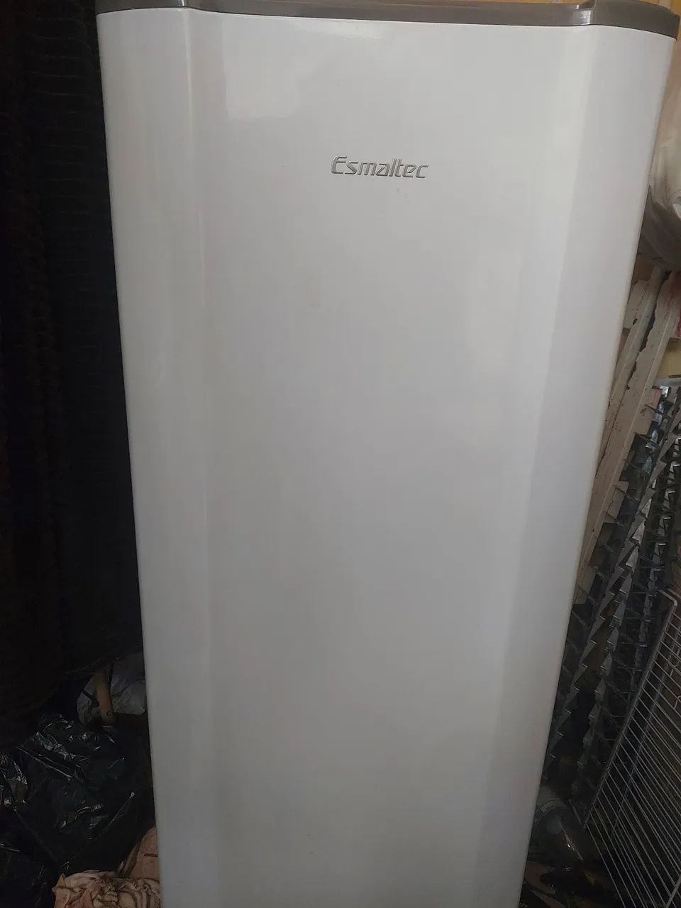Geladeira esmaltec 