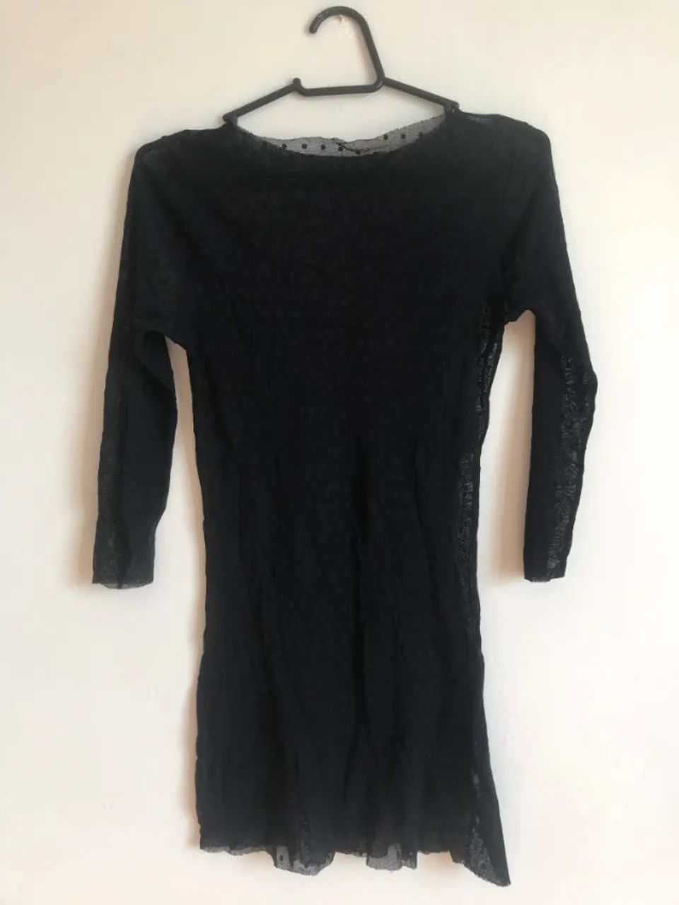 Blusa preta em tule e poá - Foto 2