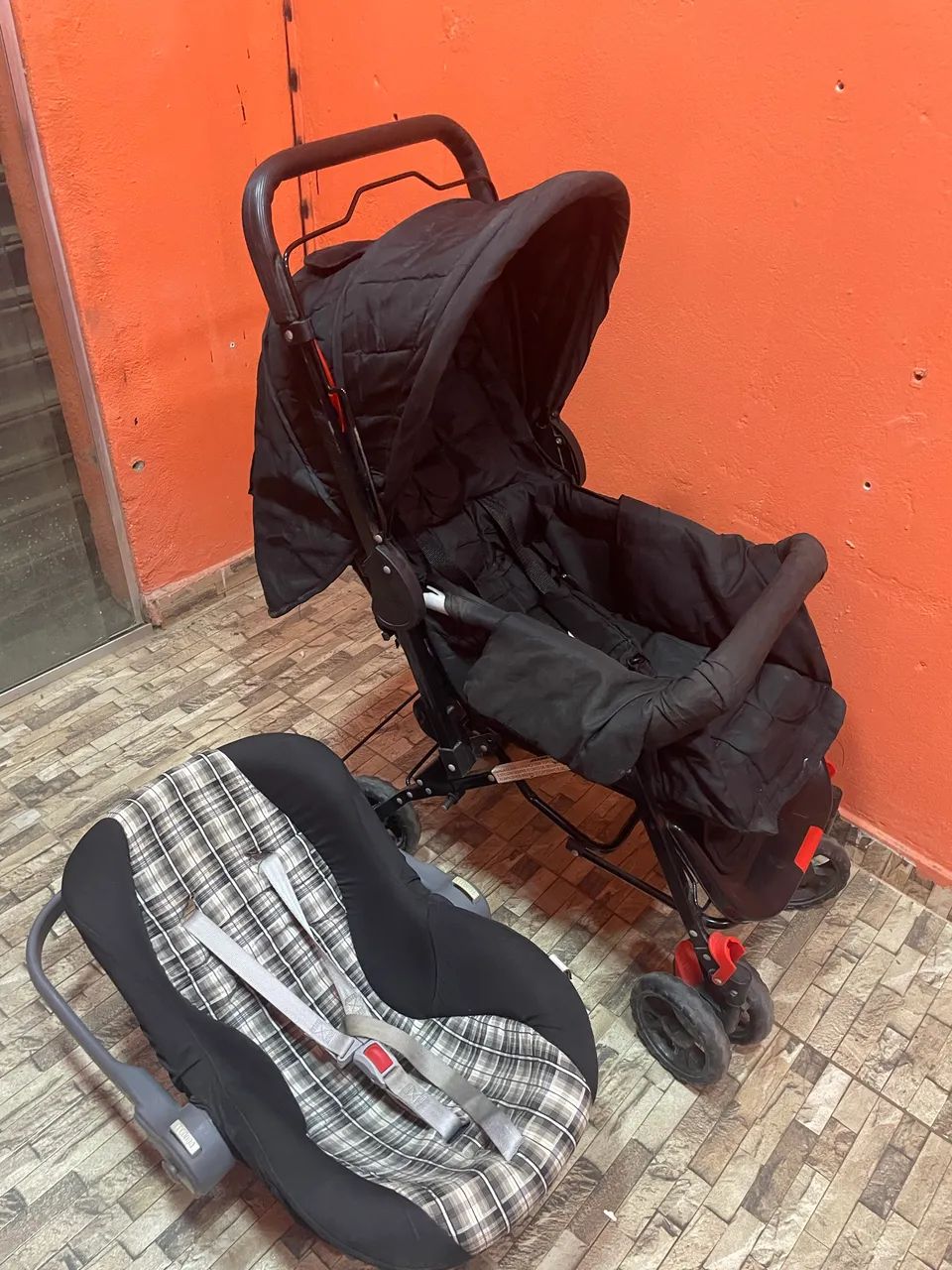 Carrinho de bb e Bb conforto em ótimo estado.  - Foto 2