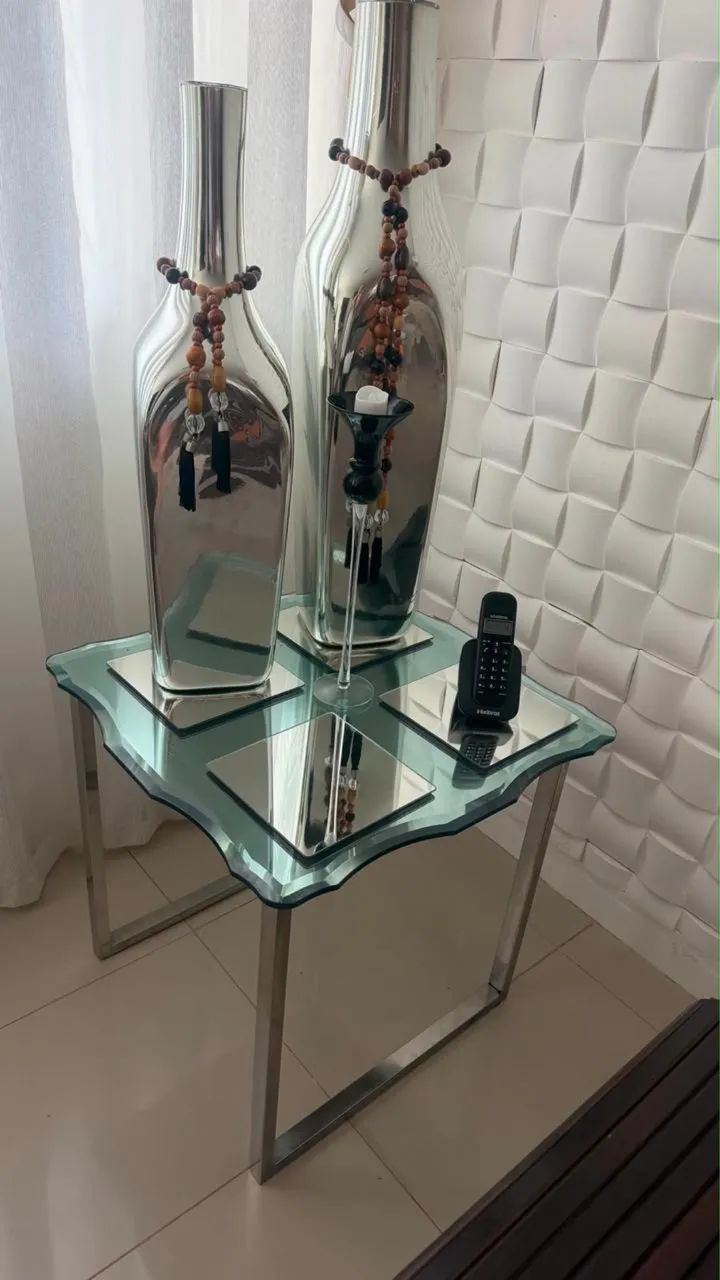 Conjunto mesa e cadeiras giratórias com mesa de canto - Foto 2