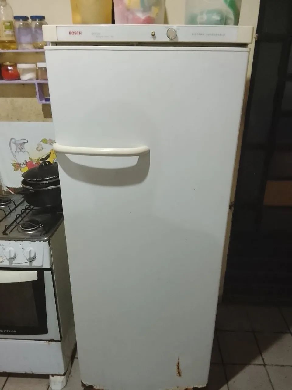 Vende-se geladeira 