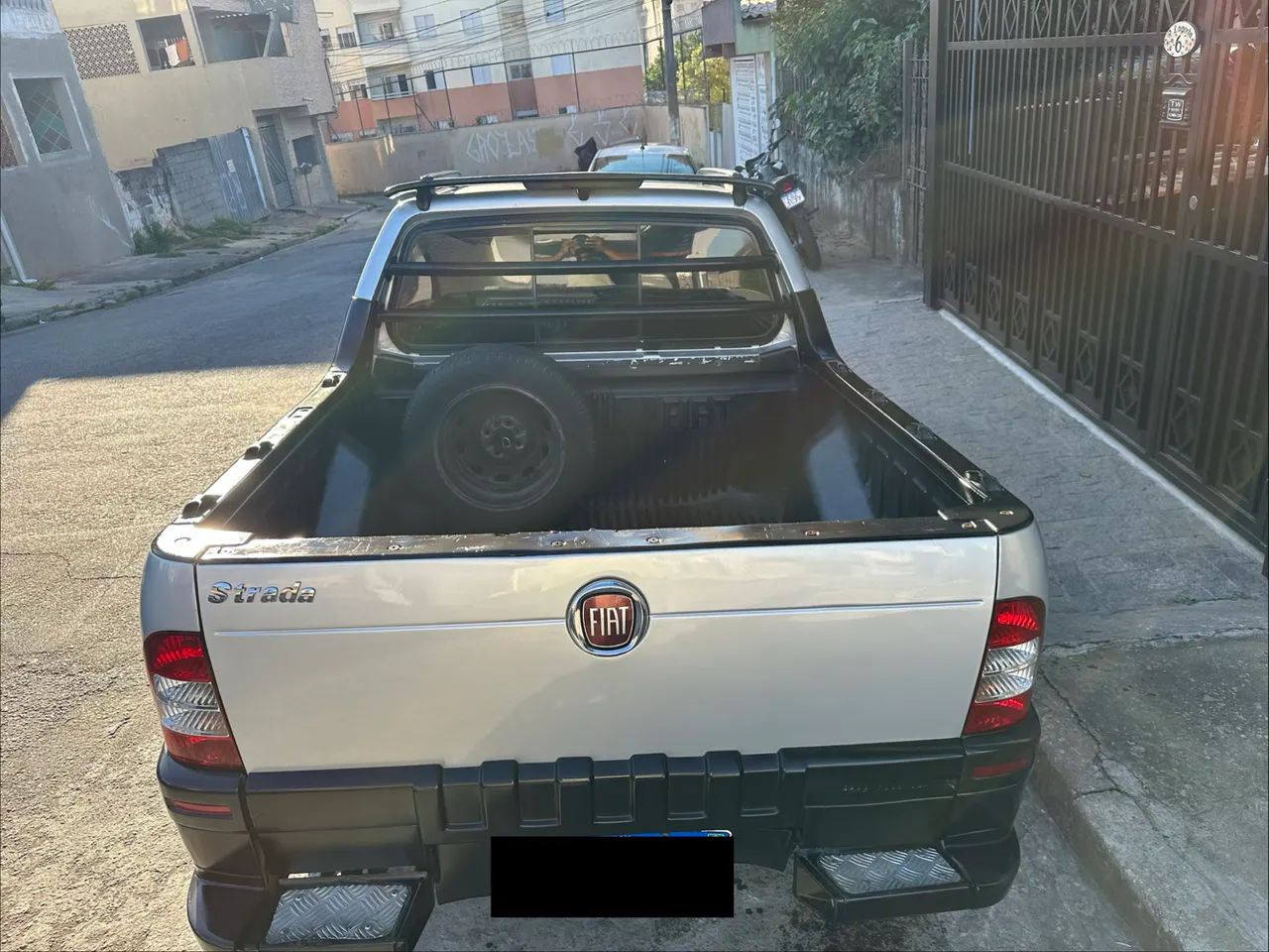 Fiat Strada 1.4 MPI Fire Flex 8V CE 2011 - Foto 2