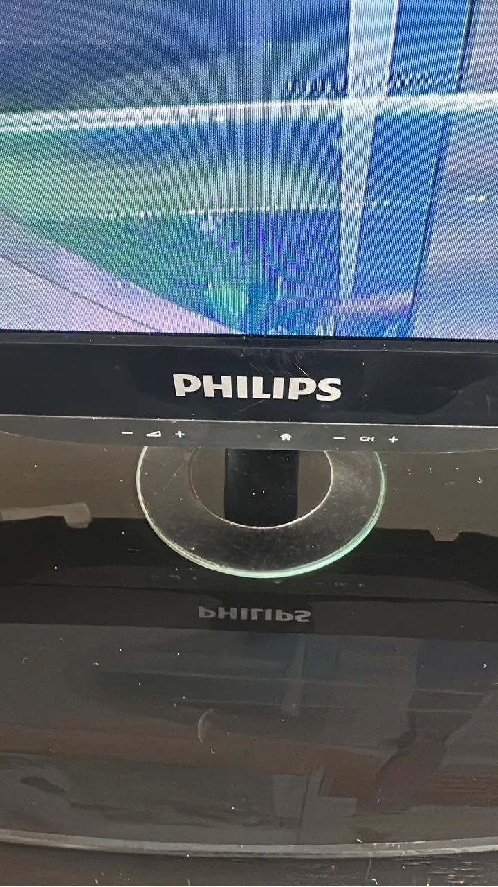 TV Philips 40 Full HD - Ótimo estado - Foto 3
