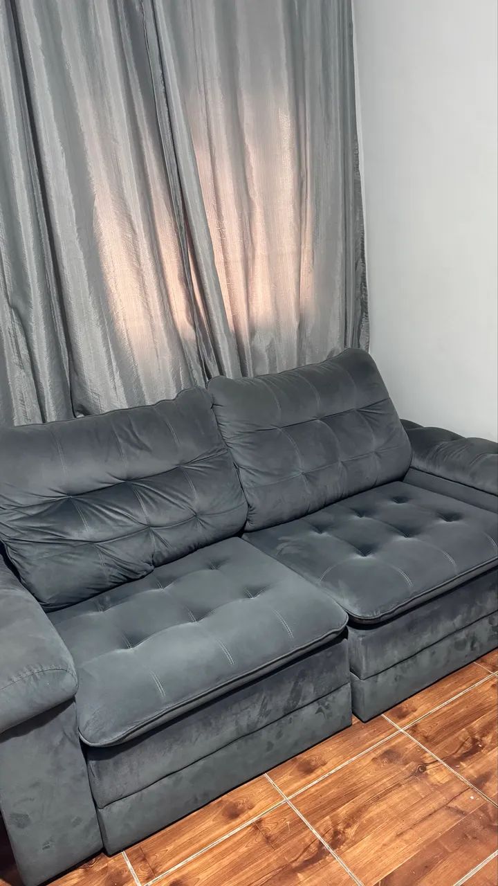 Sofá veludo cinza 2.20 largura 