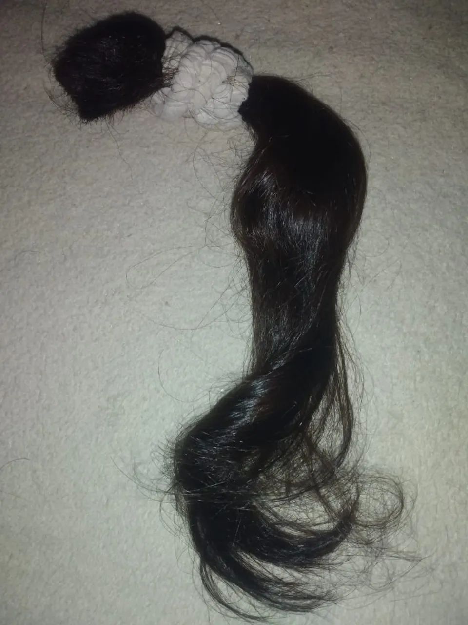 "Cabelo humano verdadeiro, 32 cm"