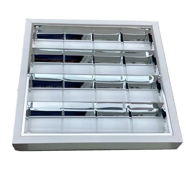 Luminária de Sobrepor com Aletas para 4 lâmpadas de 20W - A05 - Branca - Abalux - Foto 3
