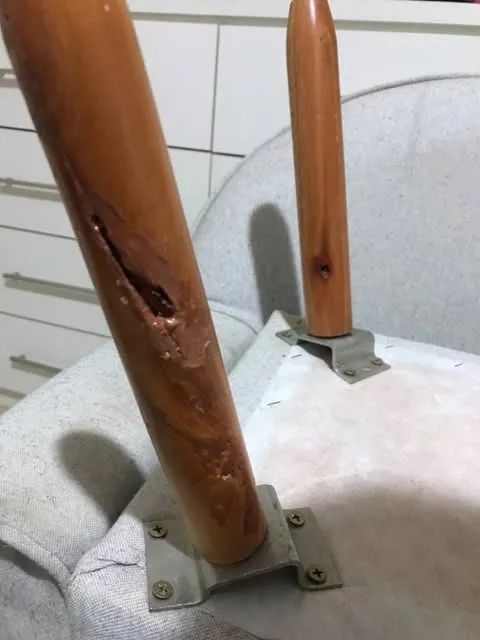 Poltrona de amamentação retrô com puff  - Foto 5