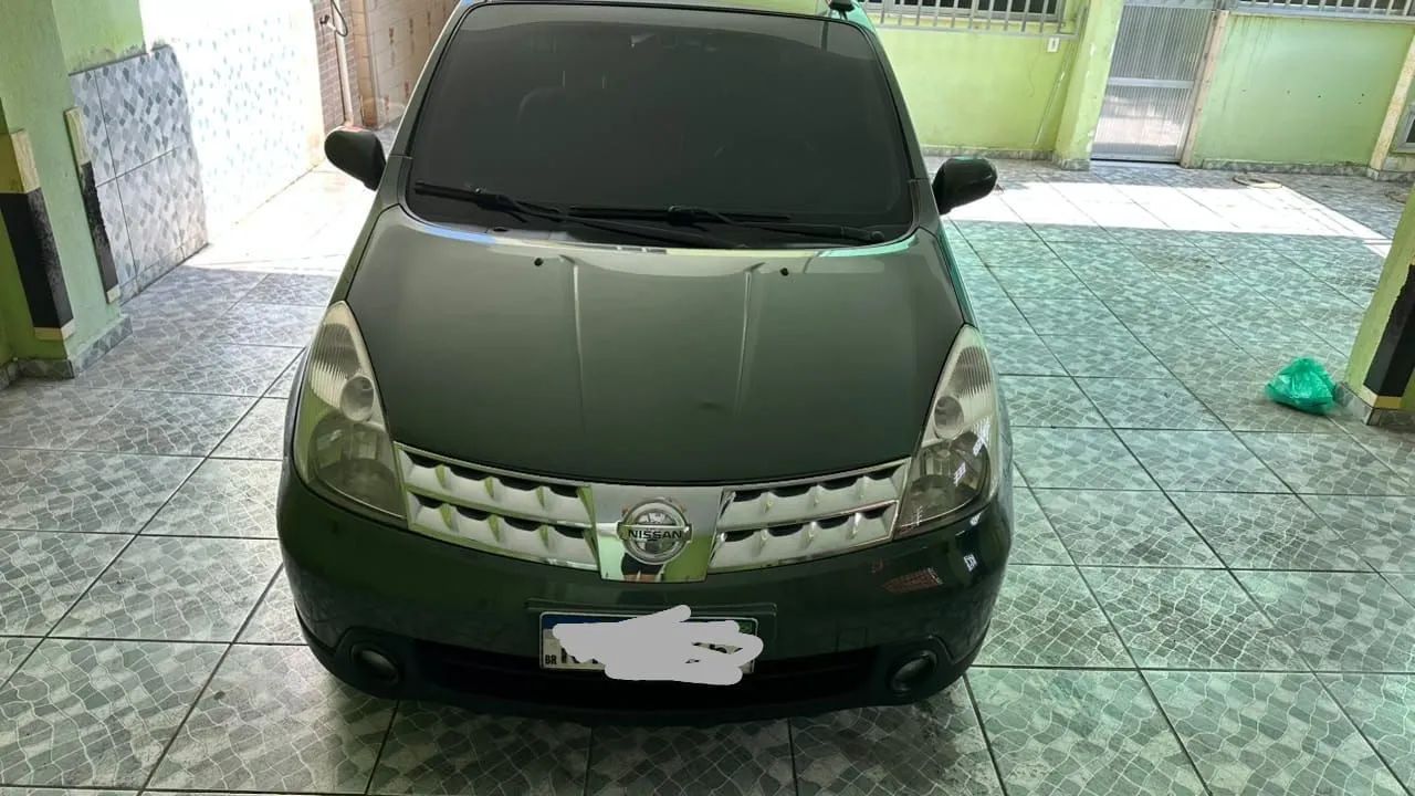 Nissan Livina 1.8 16V AT FLEX 2011