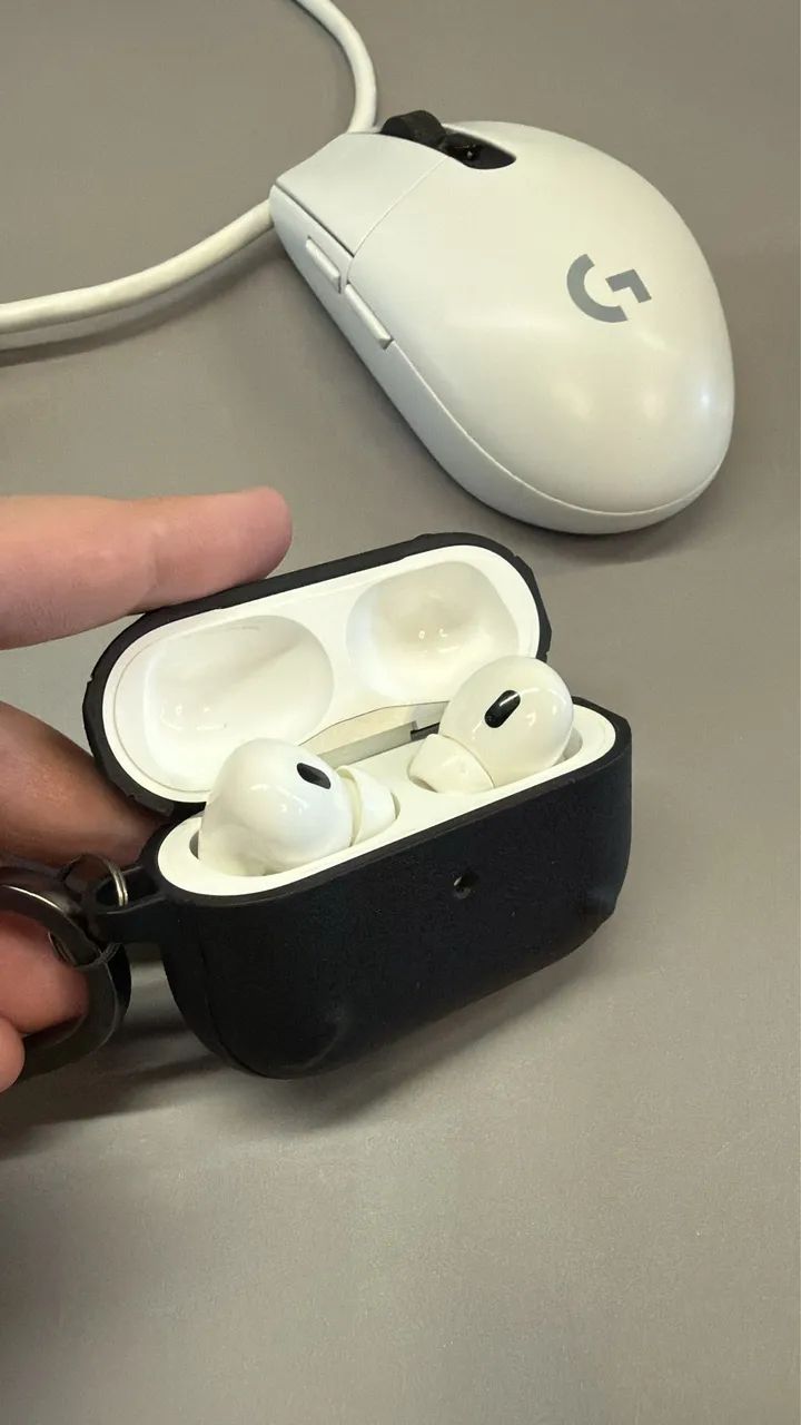 Iphone 16 pro max 256gb + AirPods Pro 2 usb-c