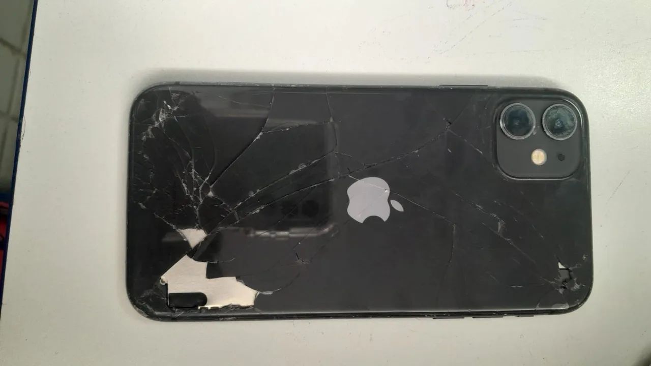 iPhone 11