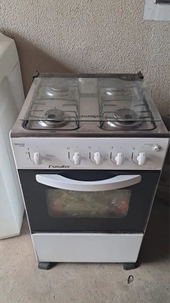 Vendo fogão e máquina de lavar 
