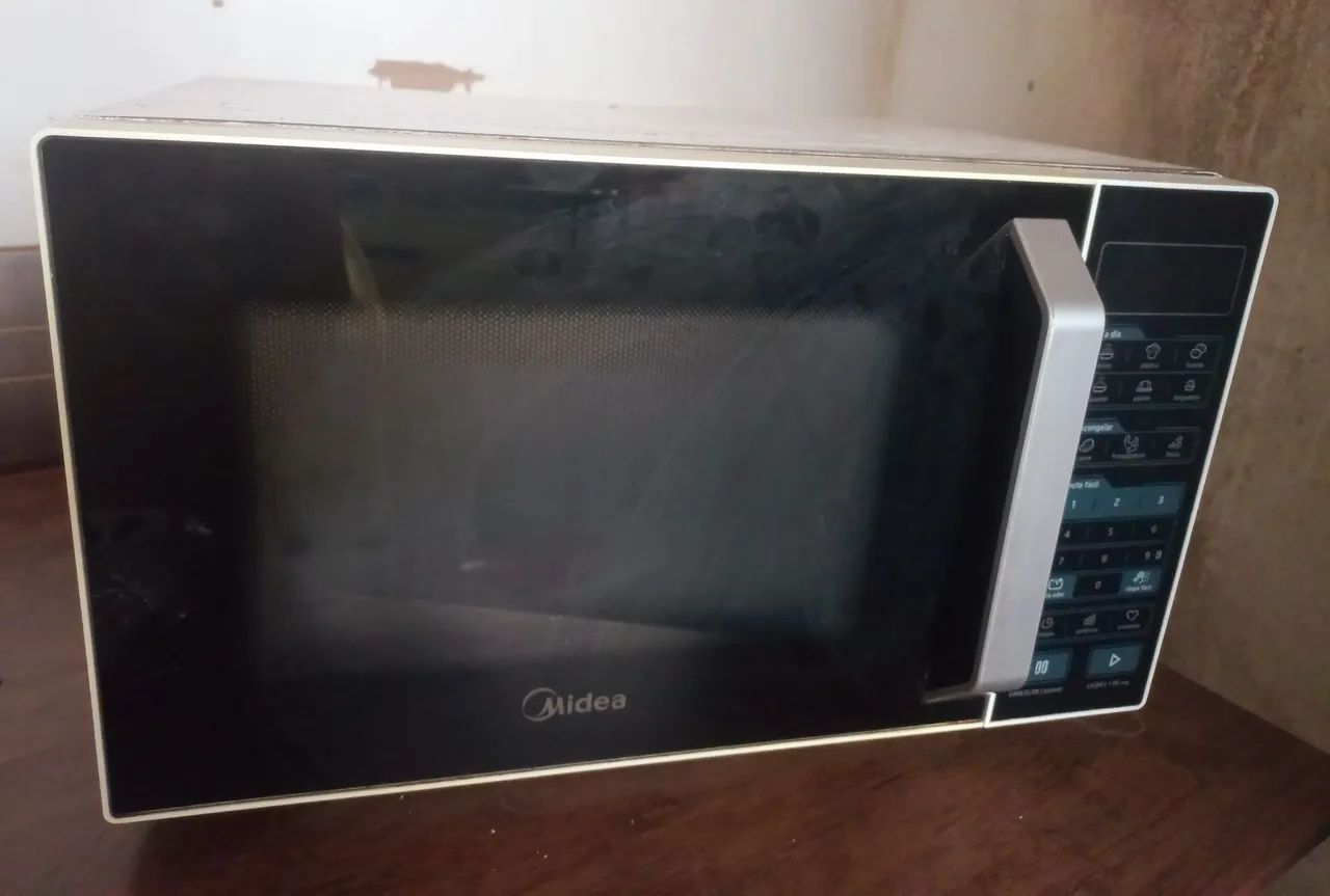 Micro-ondas Midea 27 litros Funcionando perfeitamente 