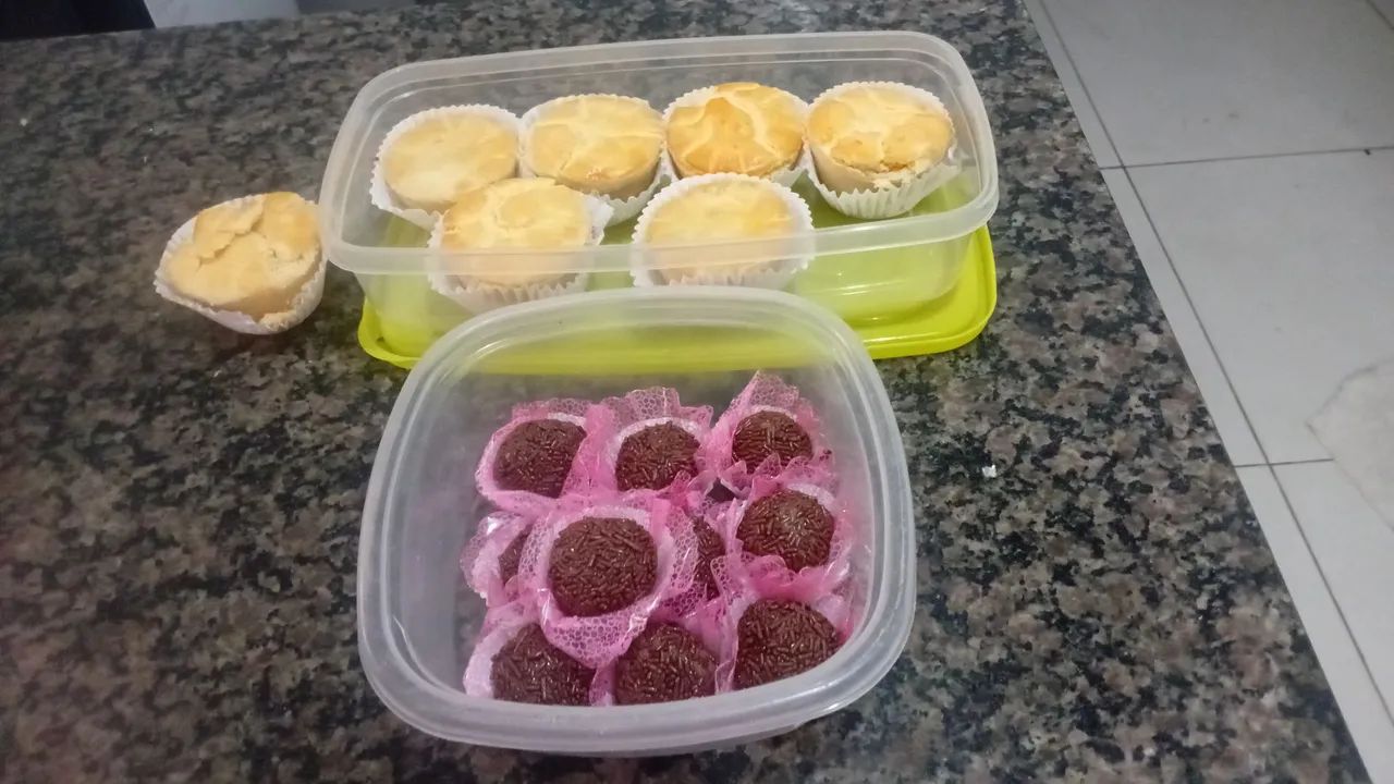 Vende se empadas  - Foto 2
