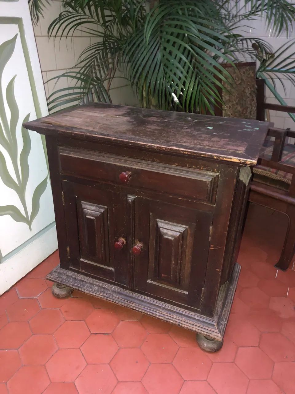 Criado mudo vintage de madeira 