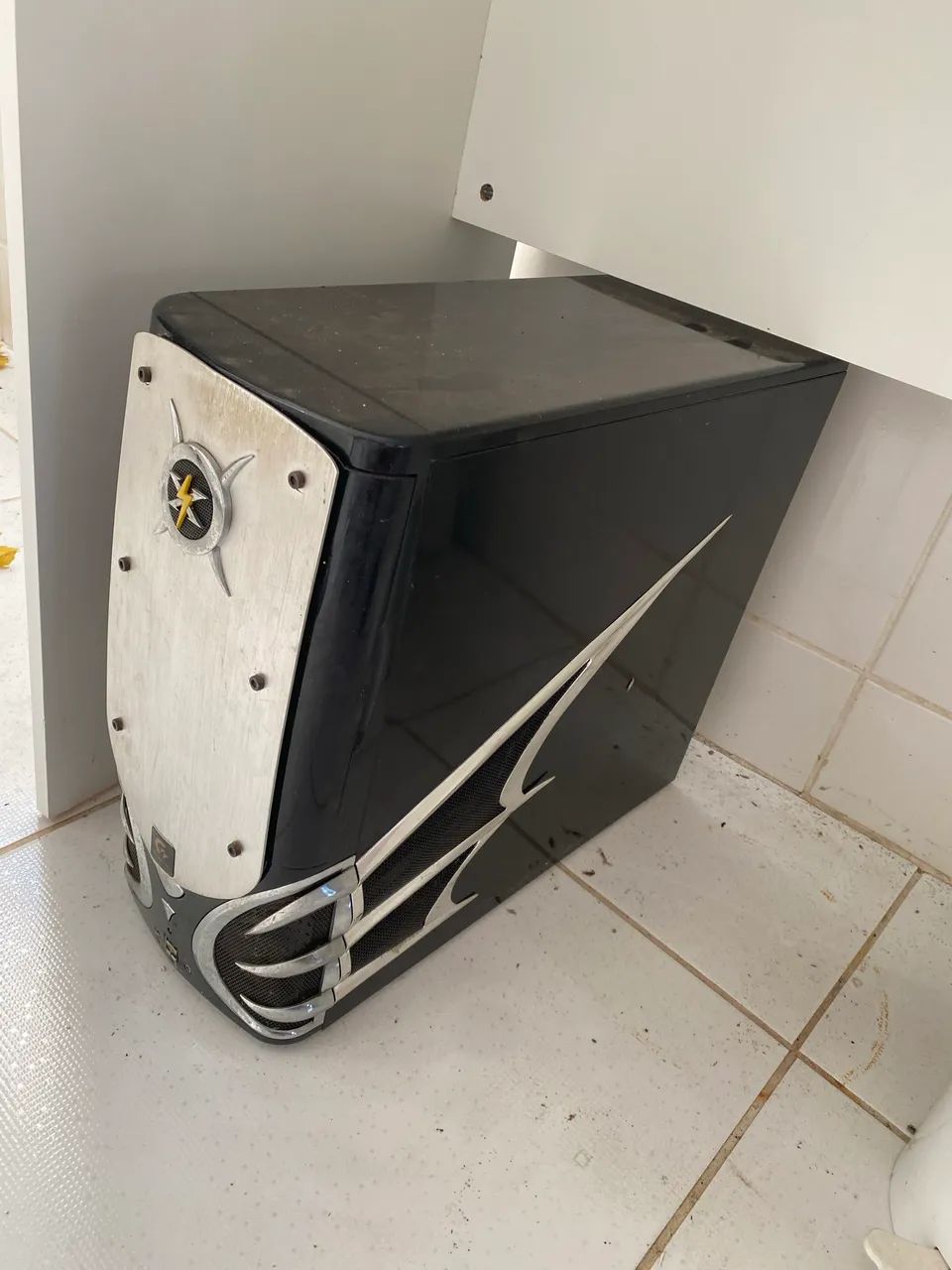 Gabinete Gamer com driver de CD