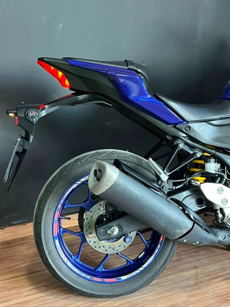 YAMAHA R3 2026  - Foto 3