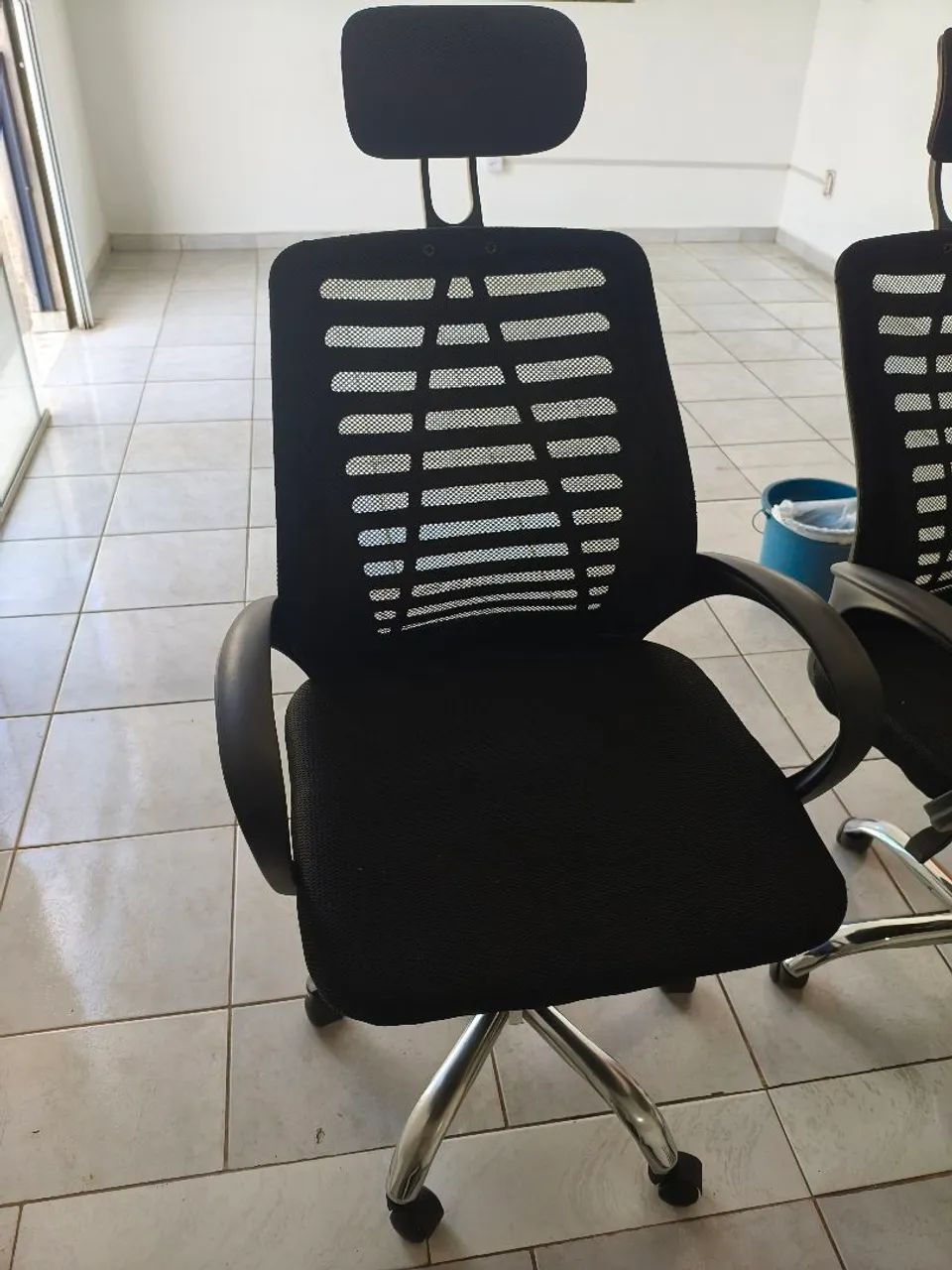 3 Cadeiras ergonômicas para escritório  - Foto 3