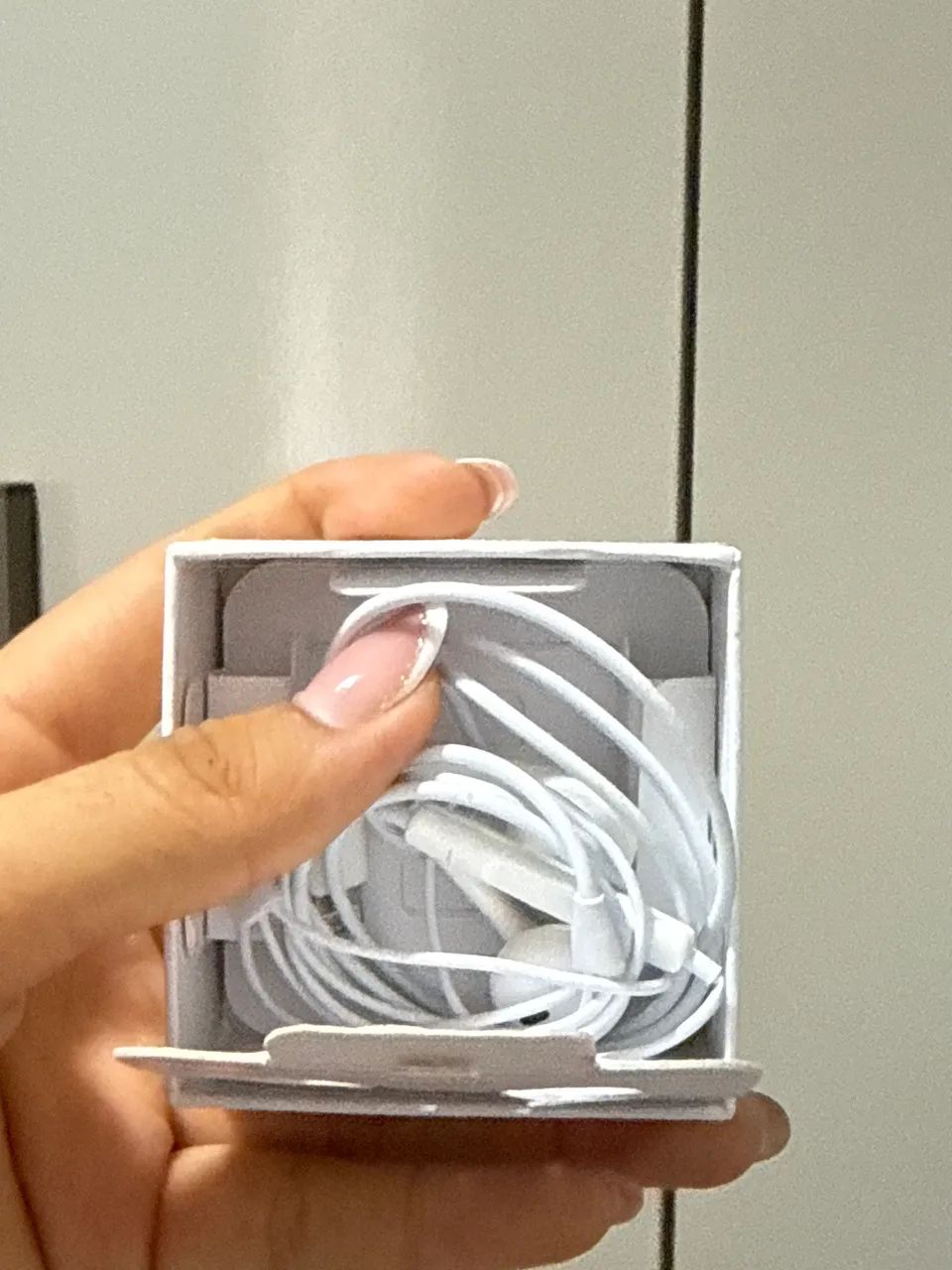 Fone de ouvido com fio da Apple - EarPods - Foto 2