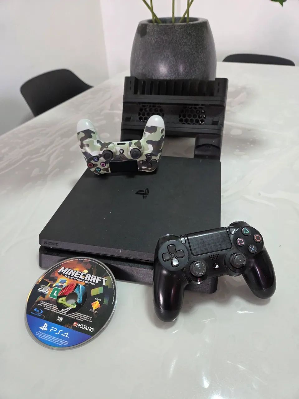 PS4 slim 1TB 