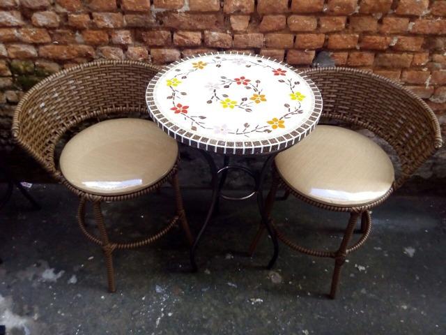 Conjunto mesa bistro mosaico sob medida - Foto 6