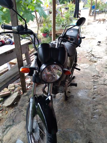 Vendo está moto 125ano2012 ela está entias tem os todos documentos - Foto 4