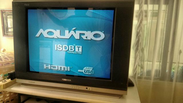 Televisão + conversor 160,00