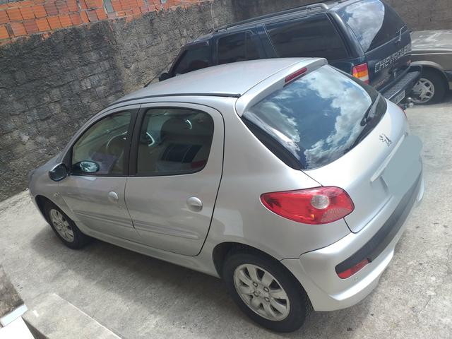 Peugeot 207 1.4 8v top de linha - Foto 2