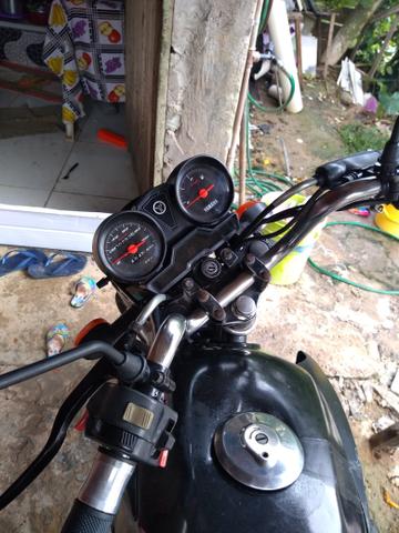 Vendo está moto 125ano2012 ela está entias tem os todos documentos - Foto 5