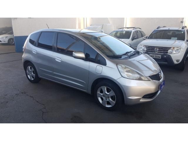HONDA FIT 1.4 LX 16V FLEX 4P MANUAL 2010