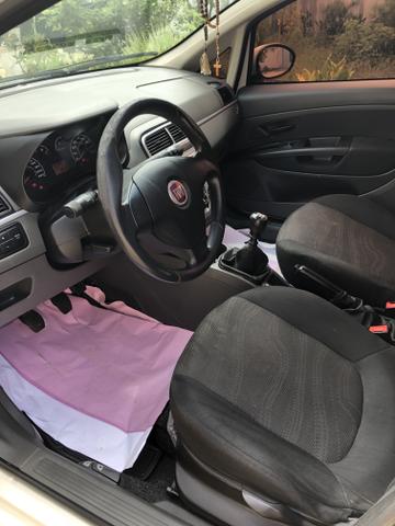 Fiat Punto Attractive Italia 1.4 2012 - Foto 8