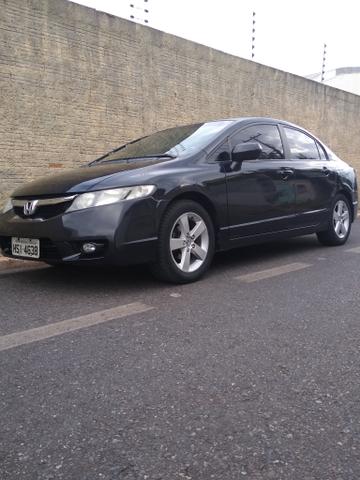 Civic G8 muito top , carro 1.8 pintuta nova todo em dias - Foto 4