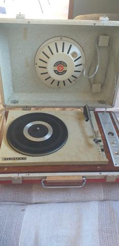 Vitrola antiga anos 60 - Foto 2