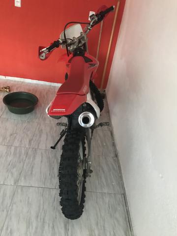 Crf 230 ano 2010, muito nova - Foto 3