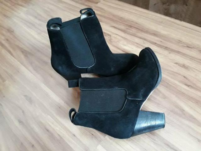 Bota Preta - Foto 2