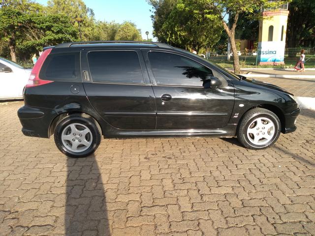 Vendo Peugeot 206 SW muito conservado. . - Foto 2